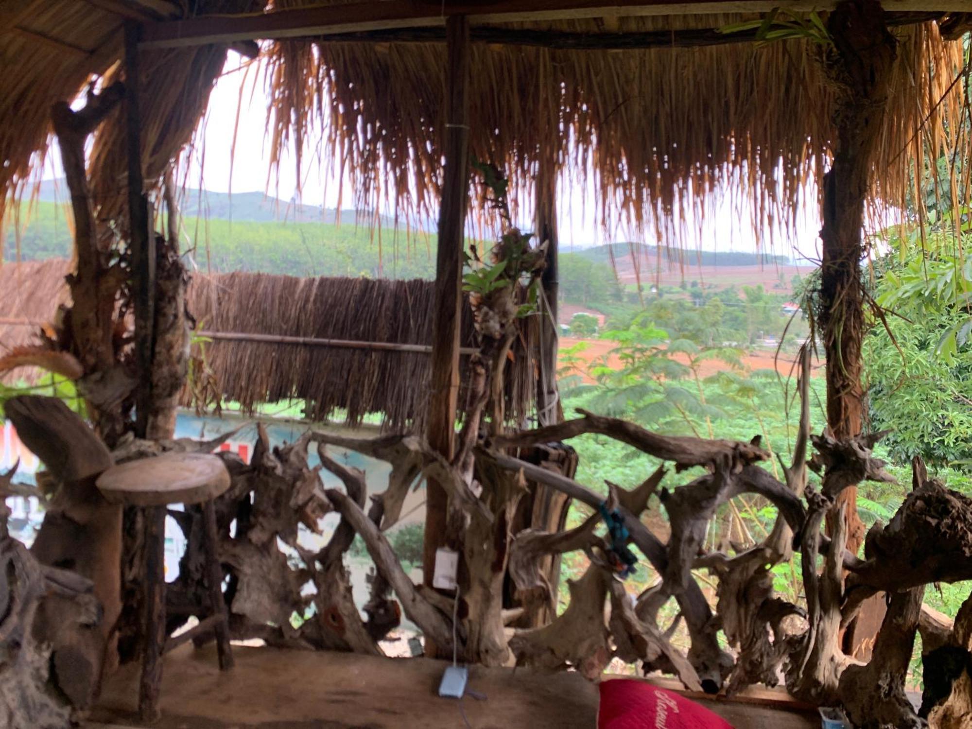Khu Du Lich Sinh Thai, Nghi Duong Homestay Hoang Anh - Kon Xom Luh Κον Τουμ Εξωτερικό φωτογραφία