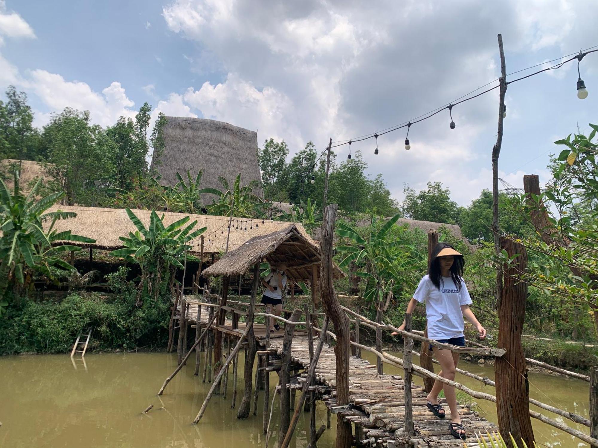 Khu Du Lich Sinh Thai, Nghi Duong Homestay Hoang Anh - Kon Xom Luh Κον Τουμ Εξωτερικό φωτογραφία