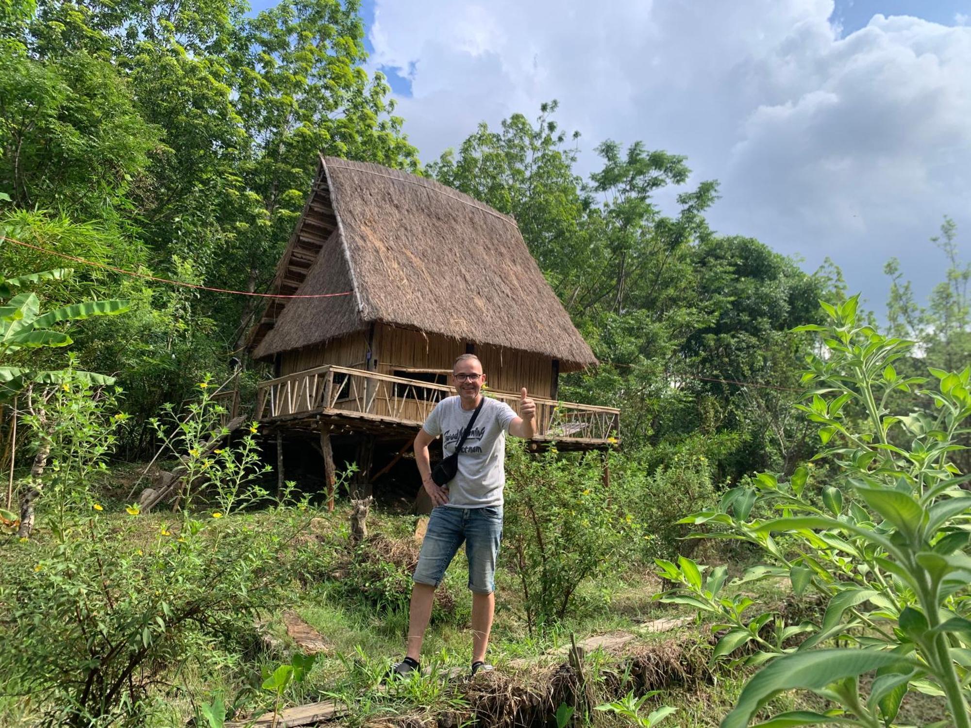 Khu Du Lich Sinh Thai, Nghi Duong Homestay Hoang Anh - Kon Xom Luh Κον Τουμ Εξωτερικό φωτογραφία