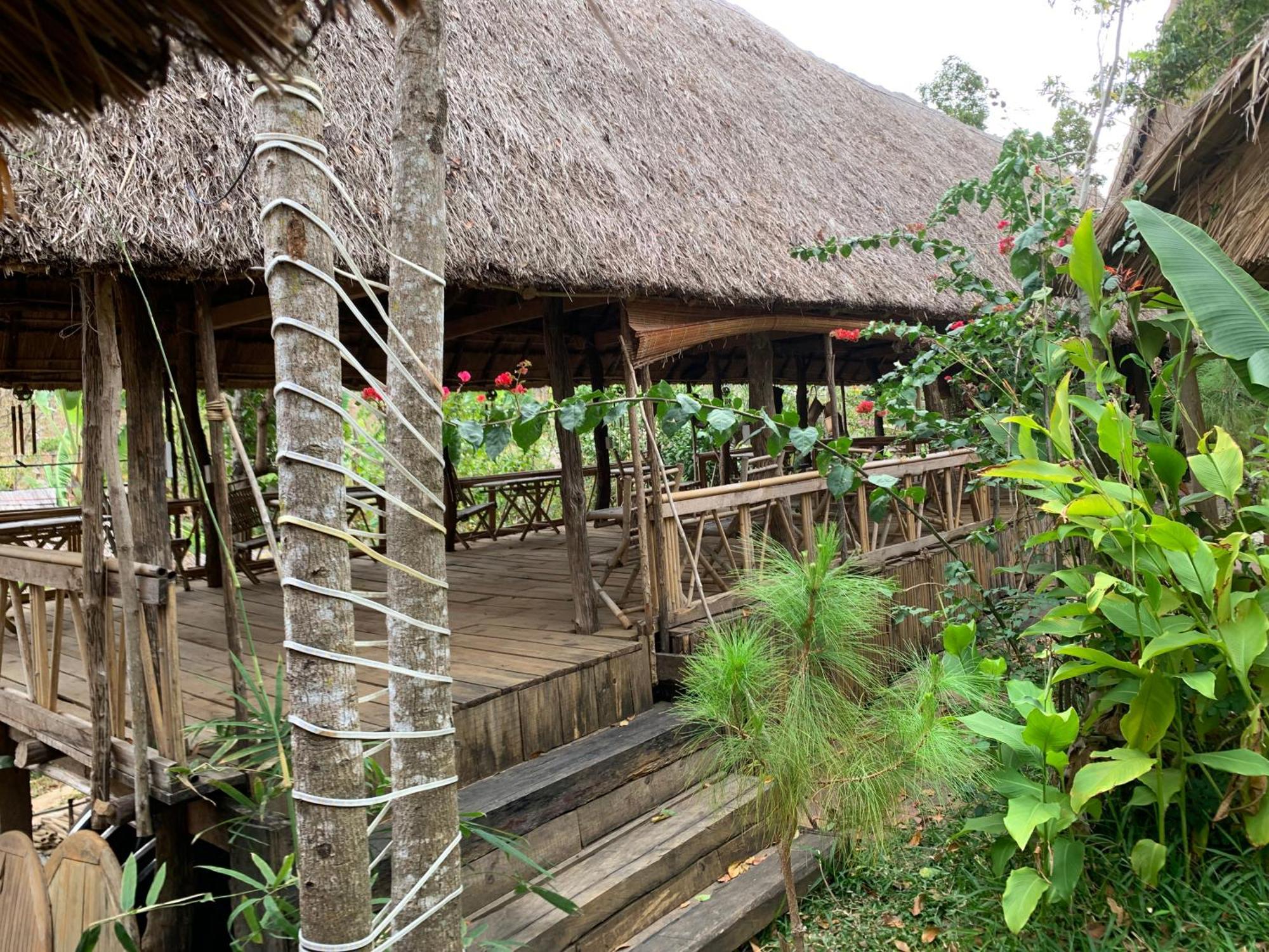 Khu Du Lich Sinh Thai, Nghi Duong Homestay Hoang Anh - Kon Xom Luh Κον Τουμ Εξωτερικό φωτογραφία